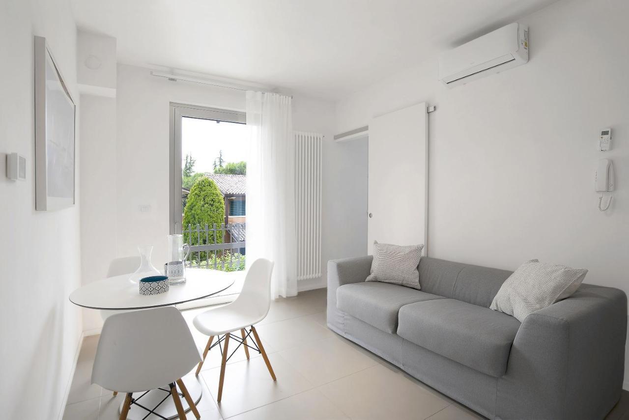 Baseventuno 4 Bilocale Apartamento Sirmione Exterior foto
